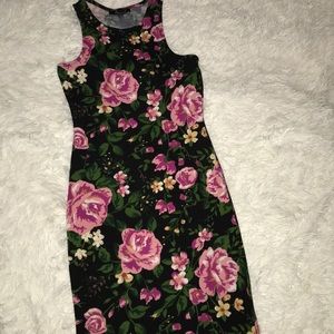 Body hugging floral dress